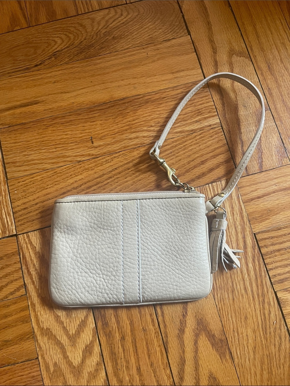Coach Leather Wristlet in Light Tan - Picture 5 of 8